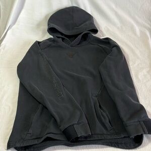 Under Armour Project Rock hoodie size youth large